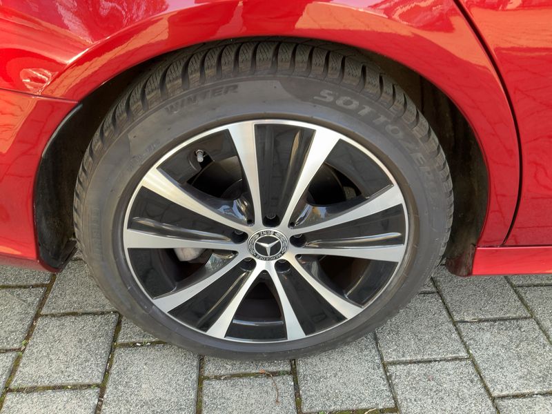 Mercedes-Benz E-Klasse E 400 d T 4Matic AMG Line 2019 – снимка 9