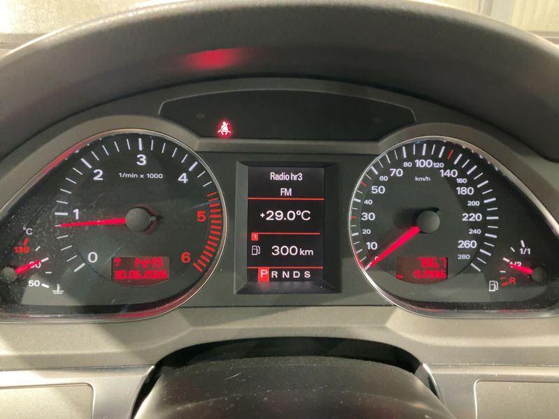Audi A6 3.0 V6 TDI quattro 2006 – снимка 19