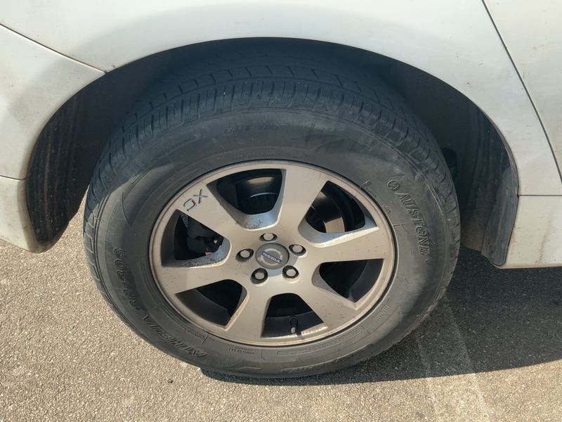 Volvo XC60 2.0 D4 Momentum 2WD 2011 – снимка 9