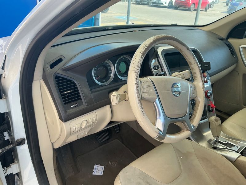 Volvo XC60 2.0 D4 Momentum 2WD 2011 – снимка 25