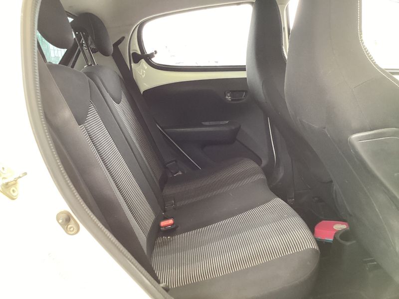 Peugeot 108 1.2 VTi Allure 2016 – снимка 19