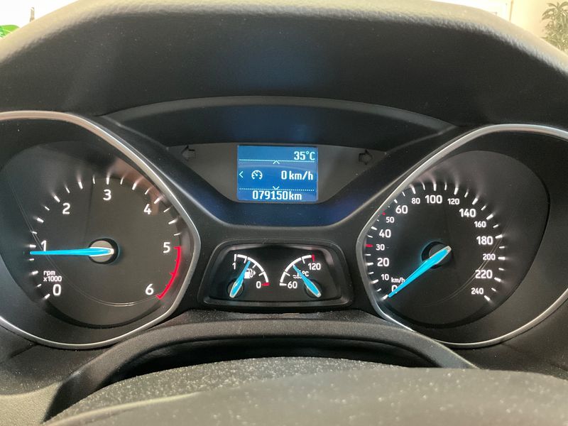 Ford Focus 1.5 TDCi Trend 2017 – снимка 19
