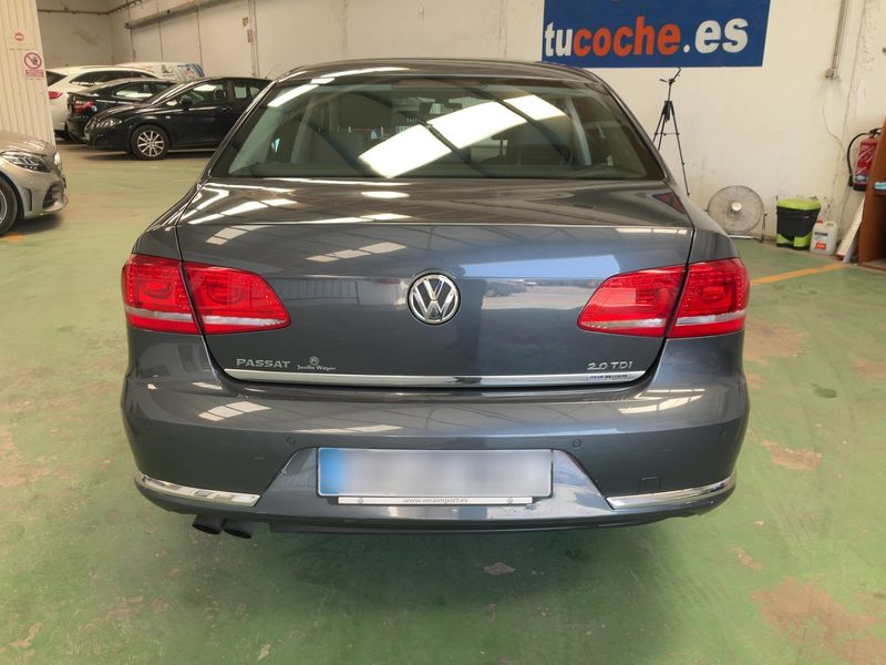 Volkswagen Passat 2.0 TDI Highline BlueMotion Tech 2011 – снимка 5