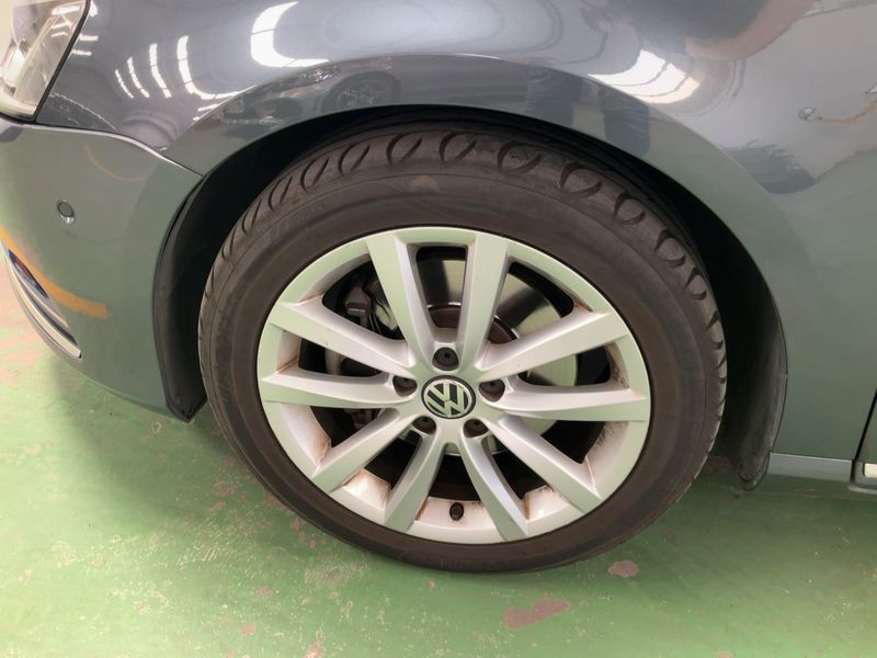 Volkswagen Passat 2.0 TDI Highline BlueMotion Tech 2011 – снимка 17