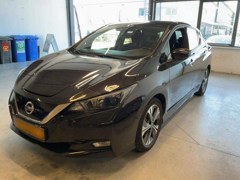 Nissan Leaf electric drive 110 kW N-Connecta 2018 – снимка 1
