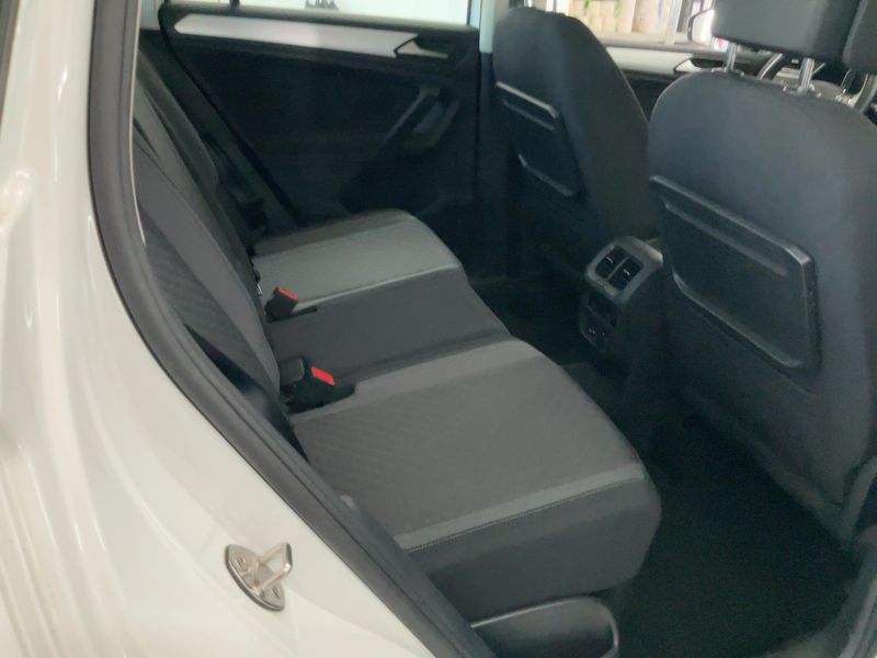 Volkswagen Tiguan 1.5 TSI ACT Comfortline BlueMotion Tech 2020 – снимка 19