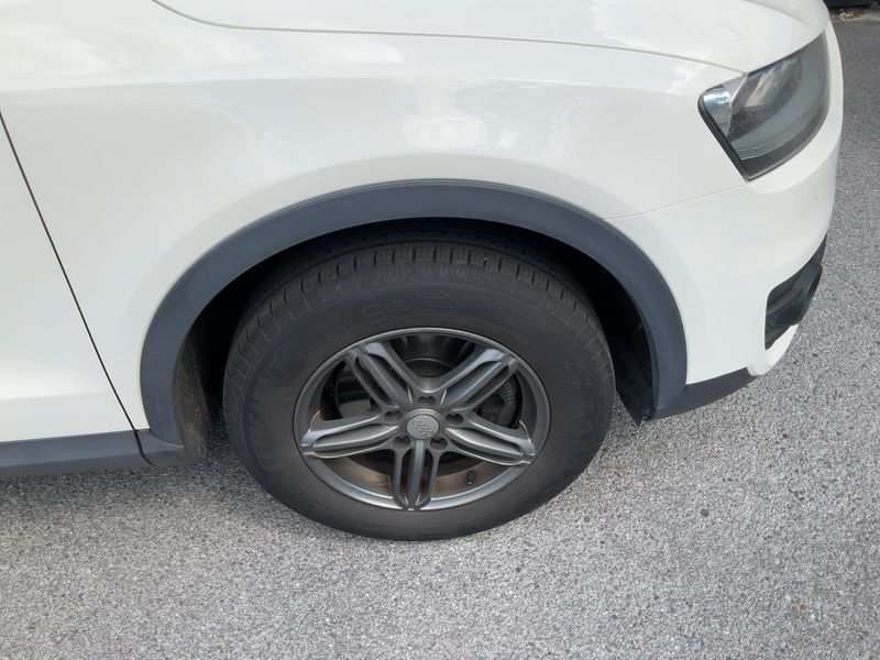 Audi Q3 2.0 TDI 2012 – снимка 11