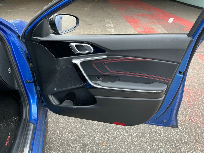 Kia pro_cee'd 1.6 TGDI GT 2021 – снимка 23
