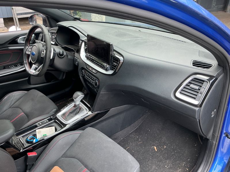 Kia pro_cee'd 1.6 TGDI GT 2021 – снимка 24