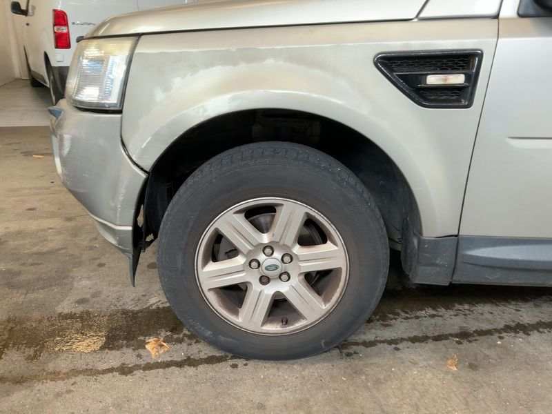 Land Rover Freelander 2.2 Td4 S 2011 – снимка 3