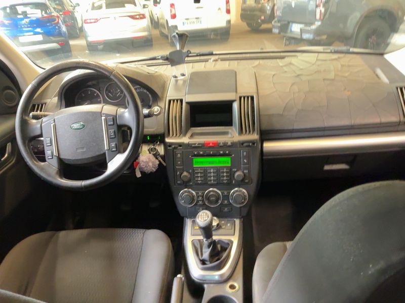 Land Rover Freelander 2.2 Td4 S 2011 – снимка 17