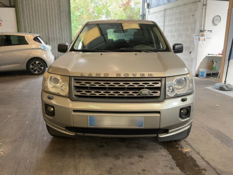 Land Rover Freelander 2.2 Td4 S 2011 – снимка 14