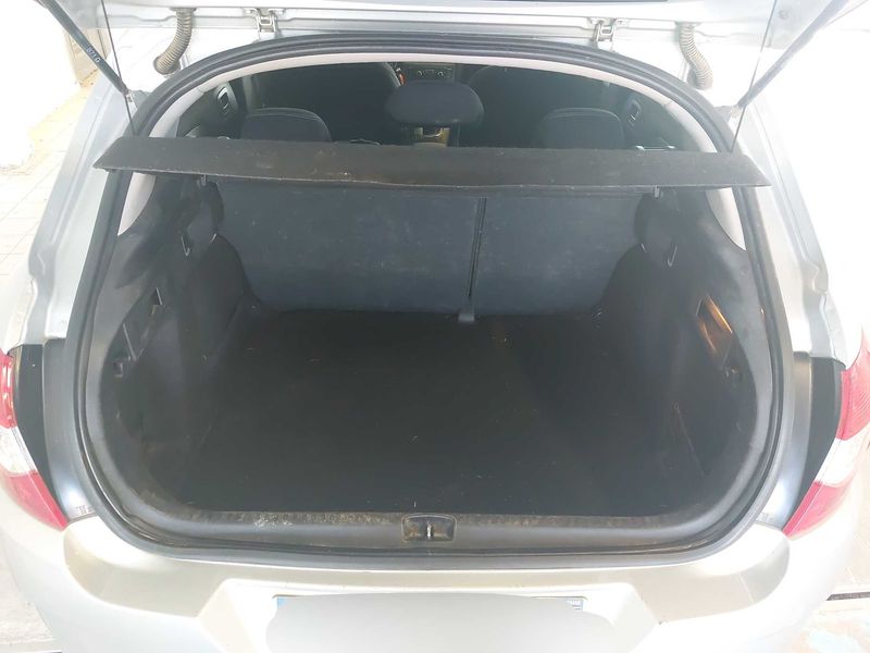 Citroen C4 1.6 e-HDi Confort 2012 – снимка 9