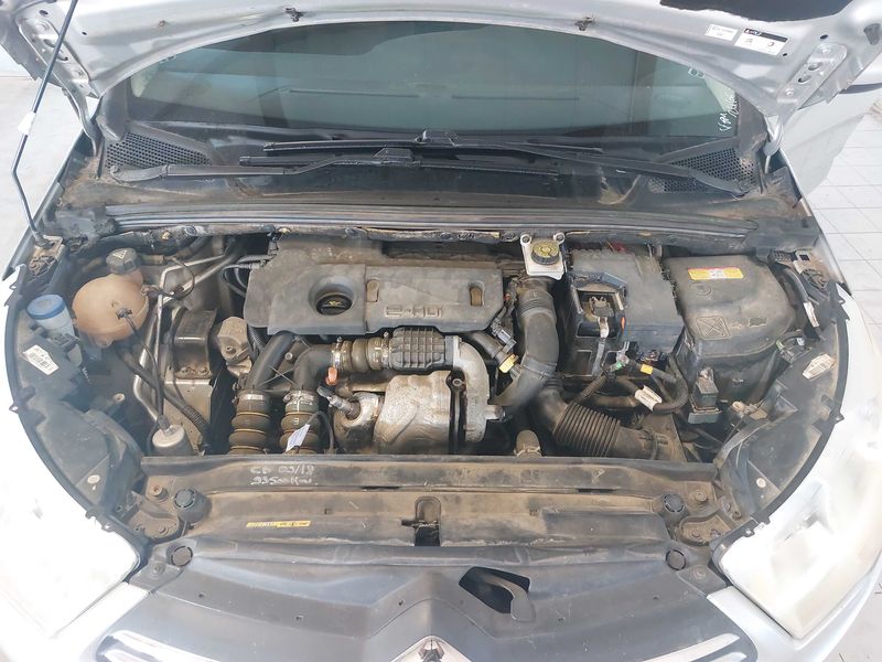 Citroen C4 1.6 e-HDi Confort 2012 – снимка 8