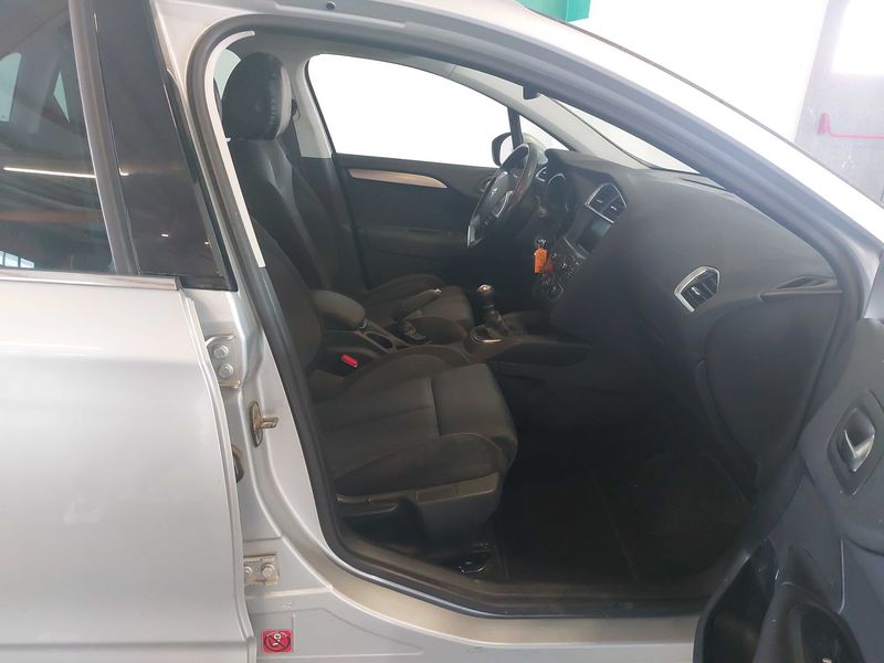 Citroen C4 1.6 e-HDi Confort 2012 – снимка 10
