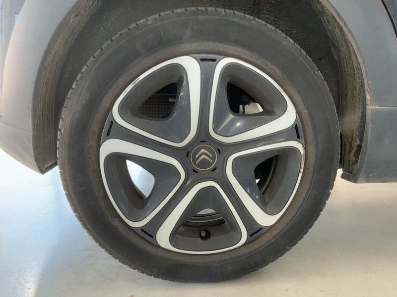 Citroen C3 1.2 PureTech Shine 2017 – снимка 9