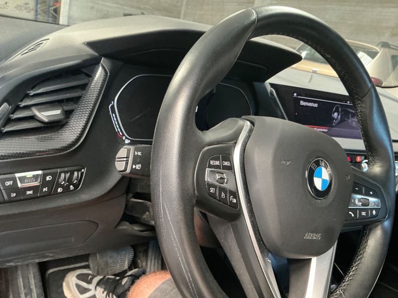 BMW 2er 218i Gran Coupe Sport Line 2021 – снимка 23