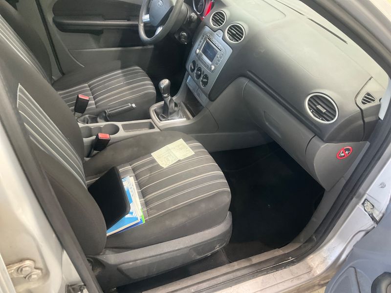 Ford Focus 1.6 TDCi ECOnetic 2010 – снимка 3