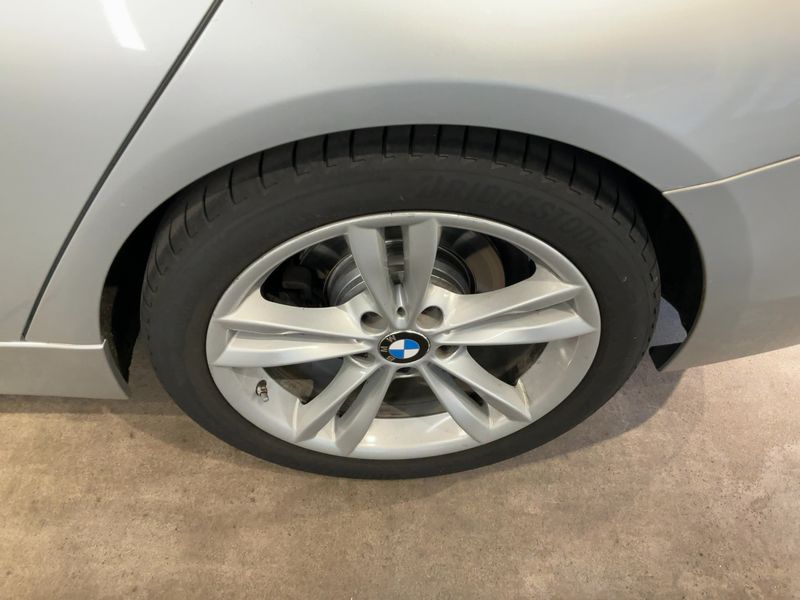 BMW 3er 320d xDrive 2016 – снимка 18