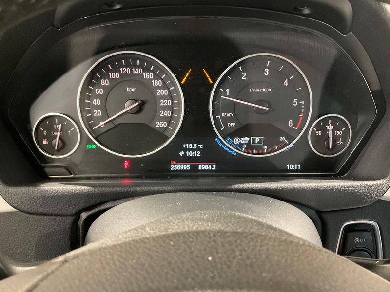 BMW 3er 320d xDrive 2016 – снимка 13