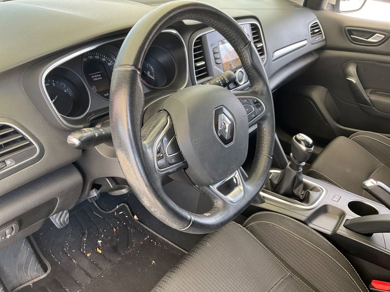 Renault Megane 1.5 dCi Energy Intens 2016 – снимка 26