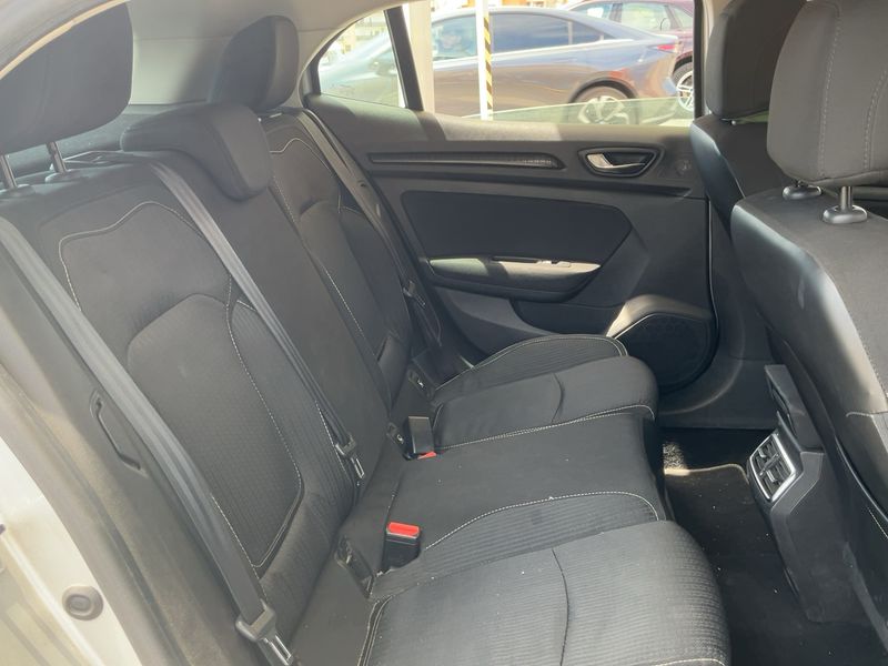 Renault Megane 1.5 dCi Energy Intens 2016 – снимка 19