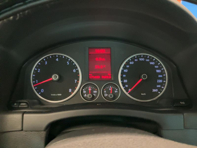 Volkswagen Tiguan 1.4 TSI Sport & Style 4Motion 2009 – снимка 18