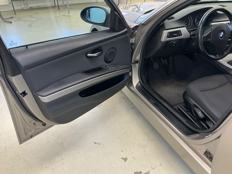 BMW 3er 330d 2007 – снимка 27