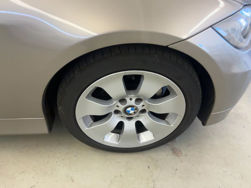 BMW 3er 330d 2007 – снимка 11