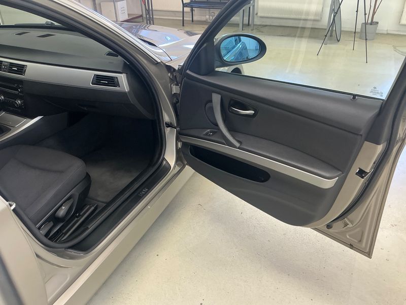 BMW 3er 330d 2007 – снимка 31