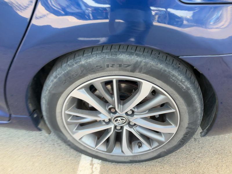 Toyota Avensis 2.0 D-4D Advance 2016 – снимка 5