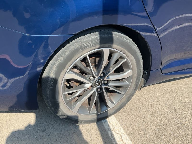 Toyota Avensis 2.0 D-4D Advance 2016 – снимка 9
