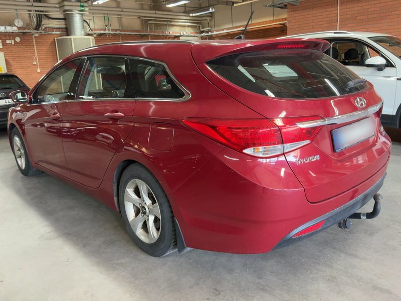 Hyundai i40 1.6 Comfort 2011 – снимка 6