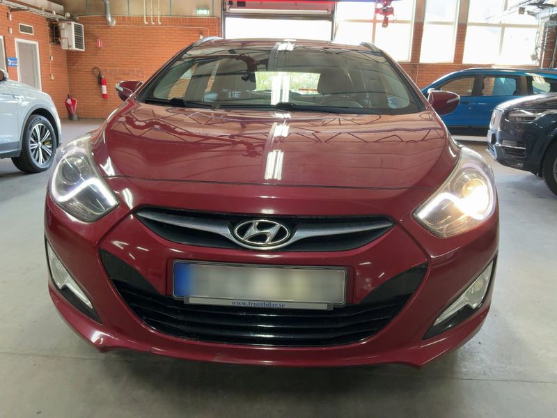 Hyundai i40 1.6 Comfort 2011 – снимка 14