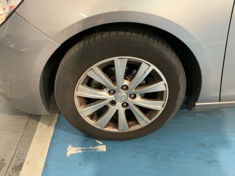 Peugeot 308 1.6 Blue-HDi Style 2016 – снимка 3