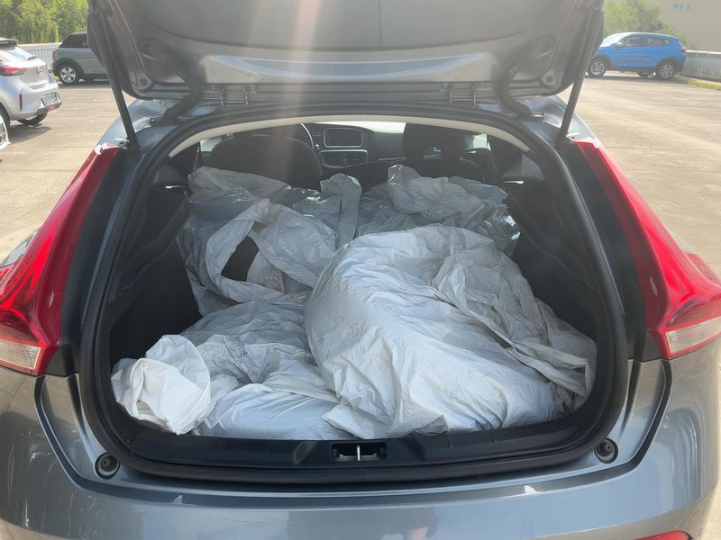 Volvo V40 2.0 D2 You! 2015 – снимка 16