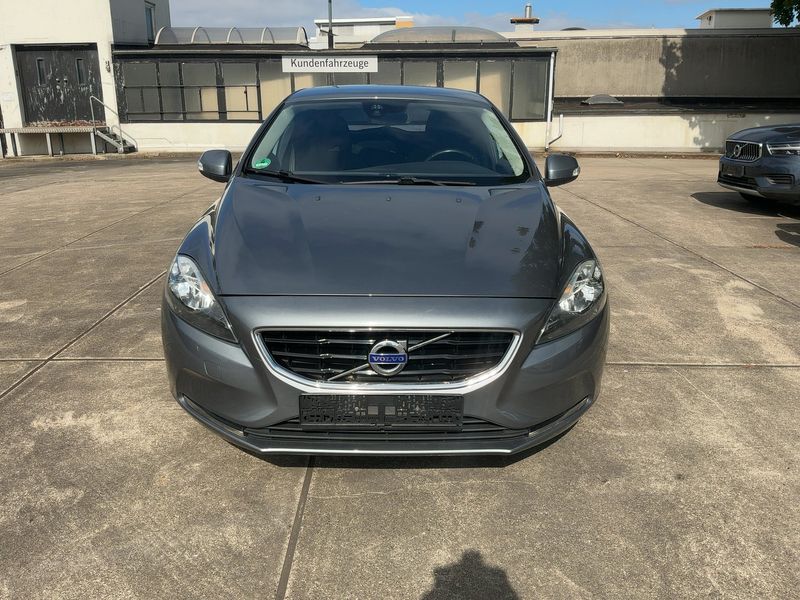 Volvo V40 2.0 D2 You! 2015 – снимка 14