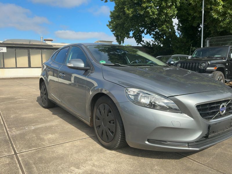 Volvo V40 2.0 D2 You! 2015 – снимка 12