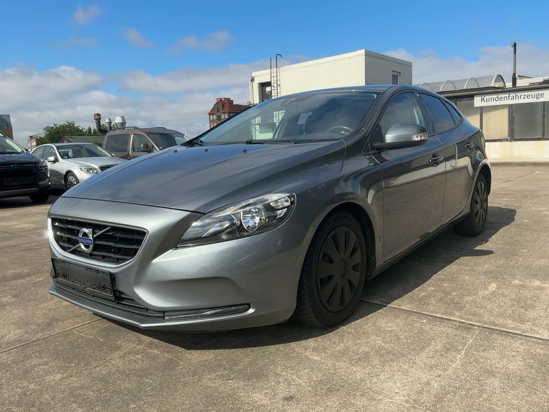 Volvo V40 2.0 D2 You! 2015 – снимка 2