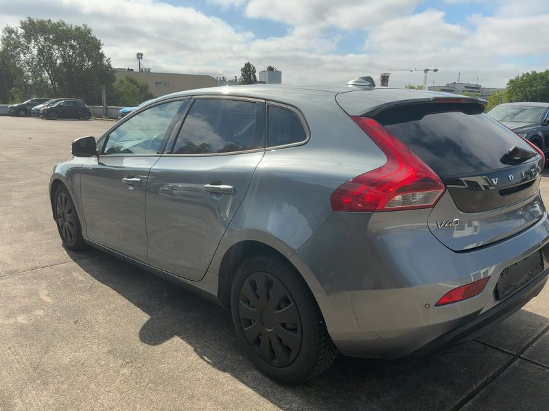 Volvo V40 2.0 D2 You! 2015 – снимка 6
