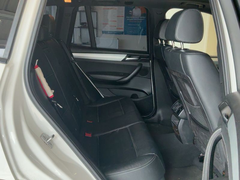 BMW X3 xDrive 20d Confort 2011 – снимка 19