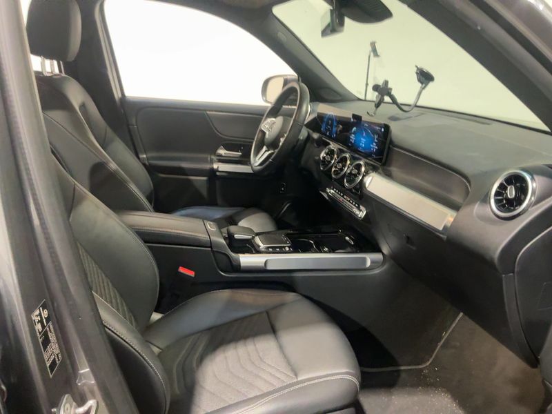 Mercedes-Benz GLB-Klasse GLB 200 d Progressive 2023 – снимка 16