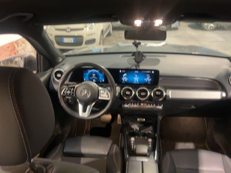 Mercedes-Benz GLB-Klasse GLB 200 d Progressive 2023 – снимка 17