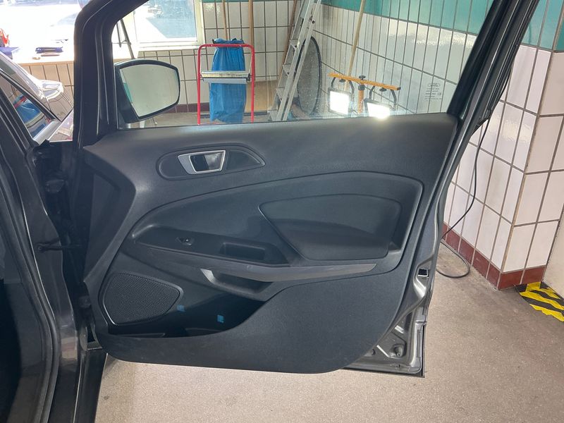 Ford EcoSport 1.0 EcoBoost Cool&Connect 2019 – снимка 28