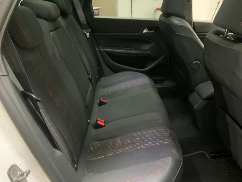 Peugeot 308 1.2 e-THP GT Line 2016 – снимка 19