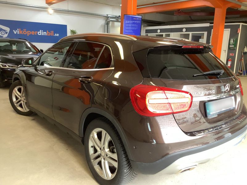 Mercedes-Benz GLA-Klasse GLA 250 4Matic Urban 2014 – снимка 6