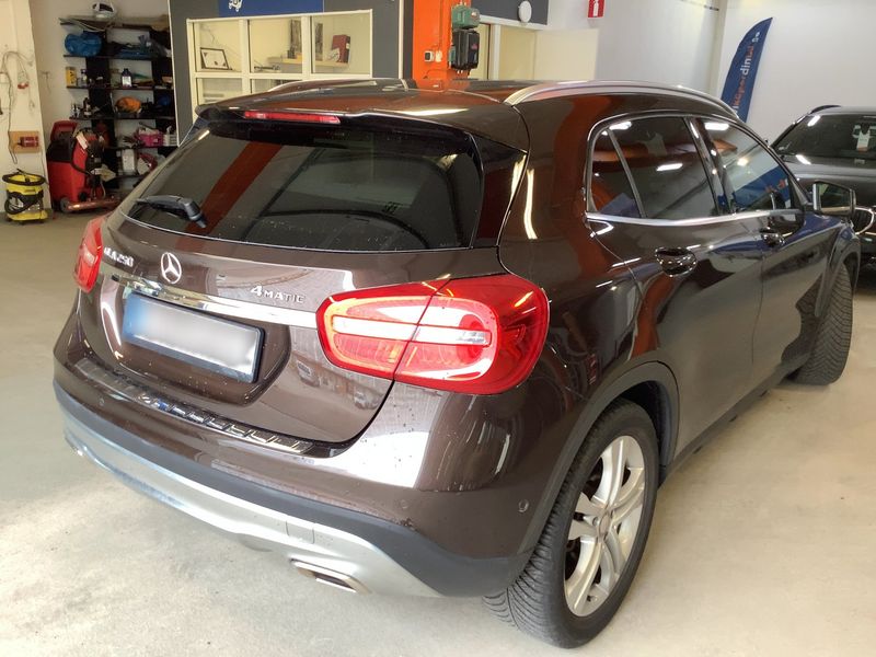 Mercedes-Benz GLA-Klasse GLA 250 4Matic Urban 2014 – снимка 8