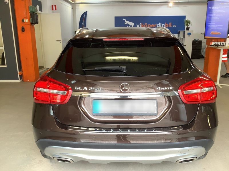 Mercedes-Benz GLA-Klasse GLA 250 4Matic Urban 2014 – снимка 7