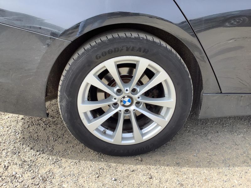 BMW 3er 318d Advantage 2018 – снимка 9
