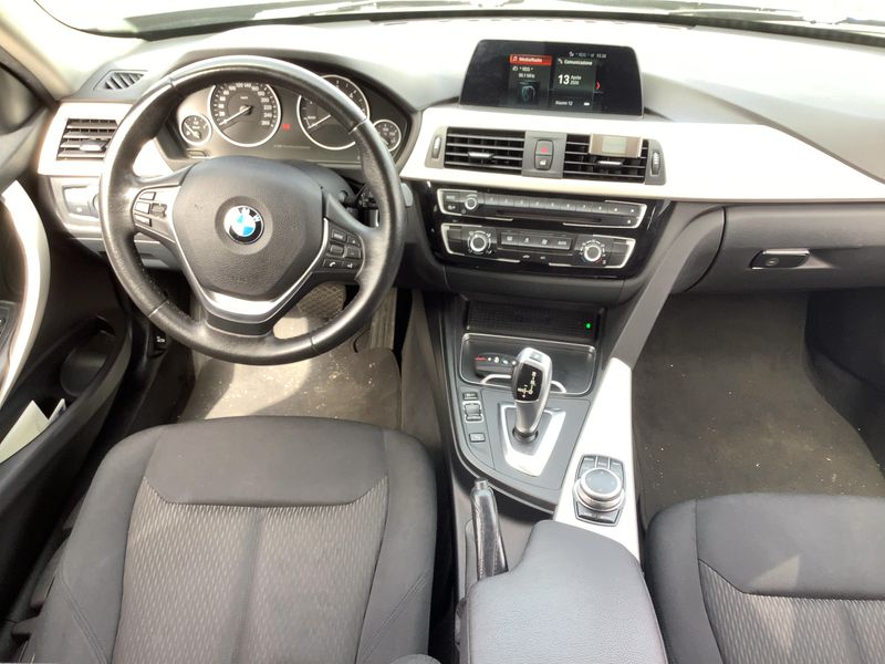 BMW 3er 318d Advantage 2018 – снимка 17
